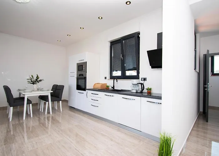 In With Sauna Appartement Brodarica (Sibenik-Knin)