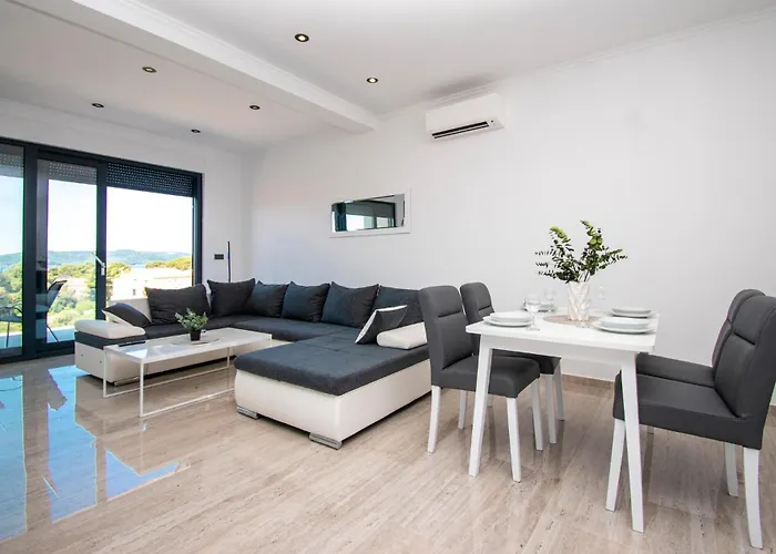 In With Sauna Brodarica (Sibenik-Knin)